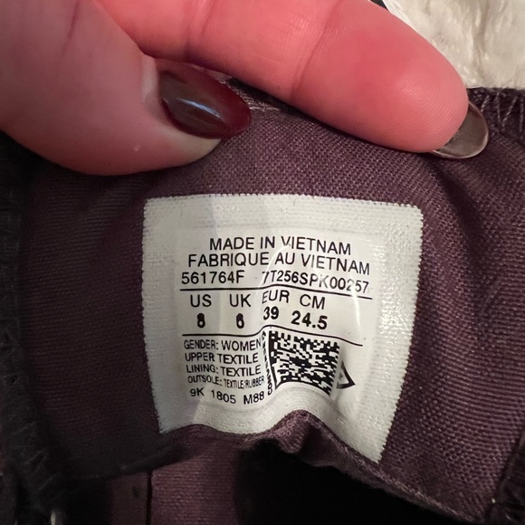 SPRING SALE! NEW LOW PRICE! Purple Tweed Converse Sneakers 👟💜 - Picture 6 of 6